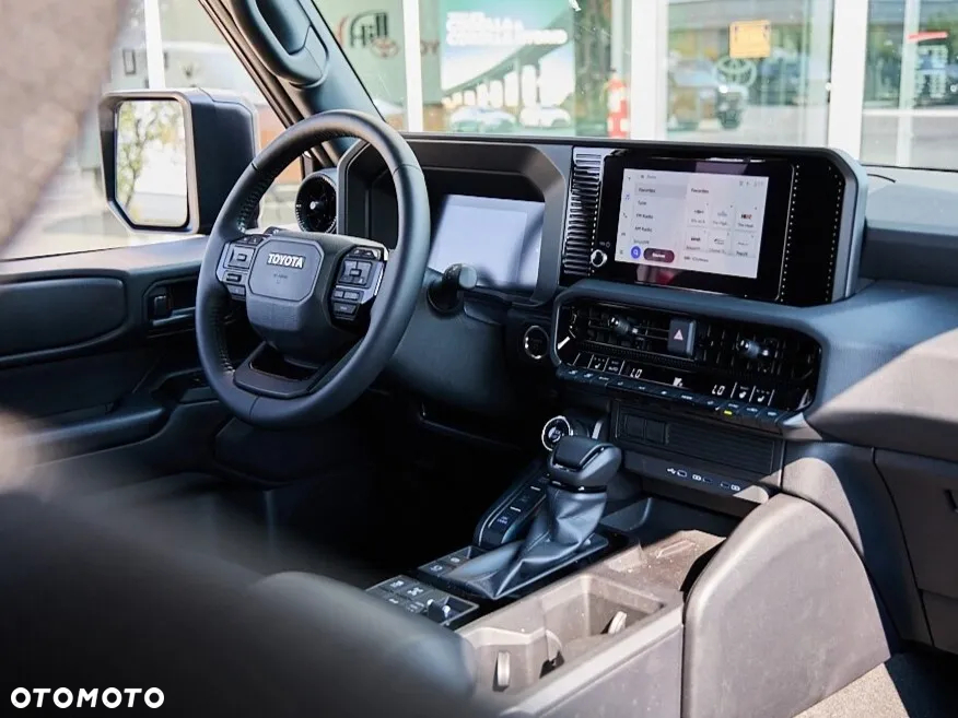 Toyota Land Cruiser - 10
