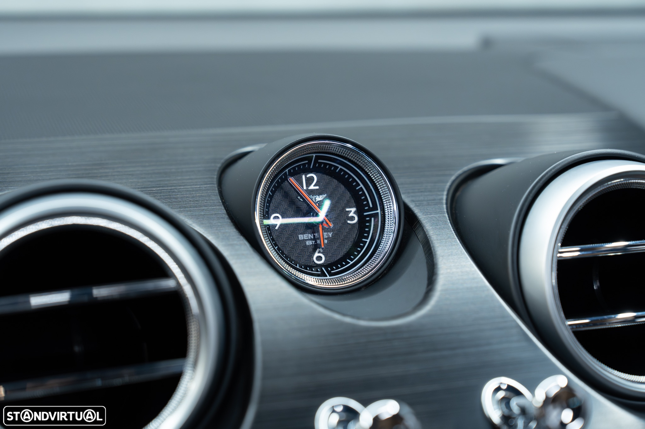 Bentley Bentayga V8 - 28