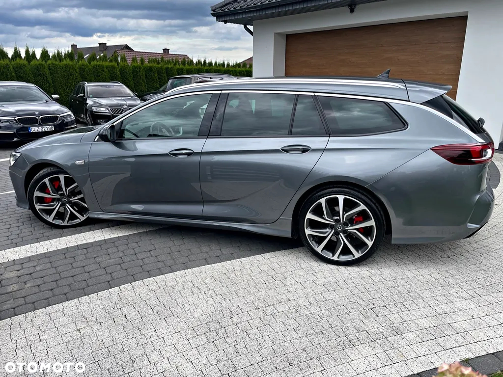 Opel Insignia 2.0 T 4x4 GSi S&S - 10