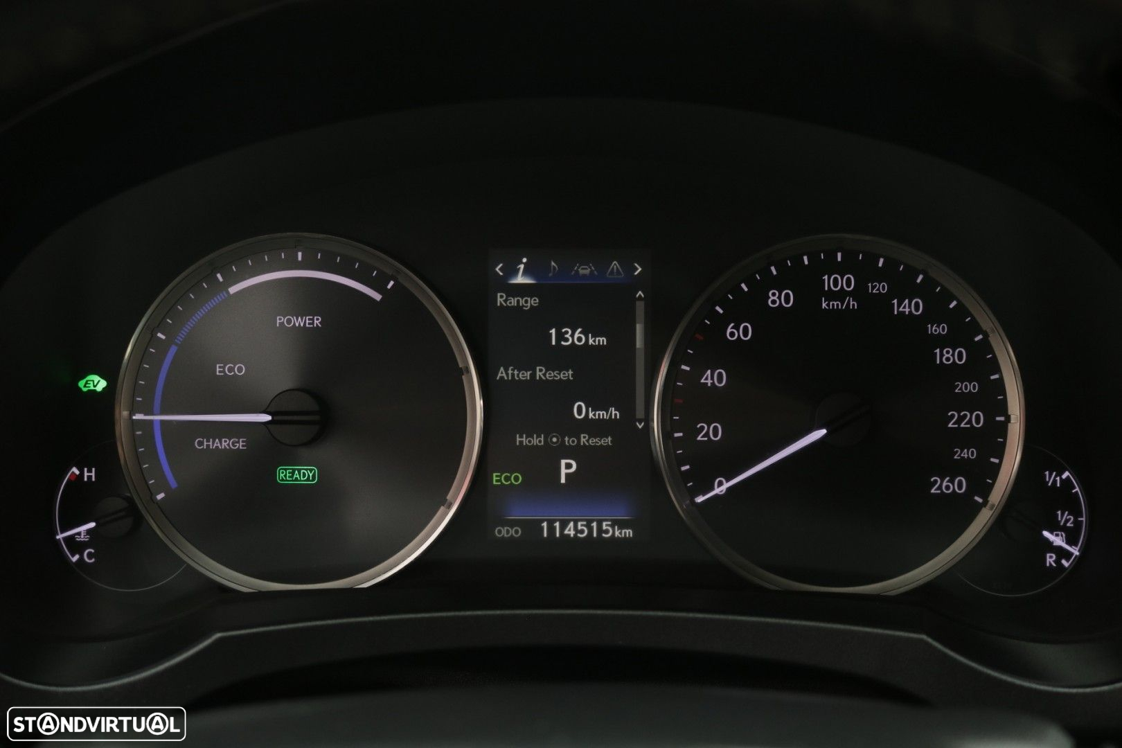 Lexus IS 300H Executive - 44