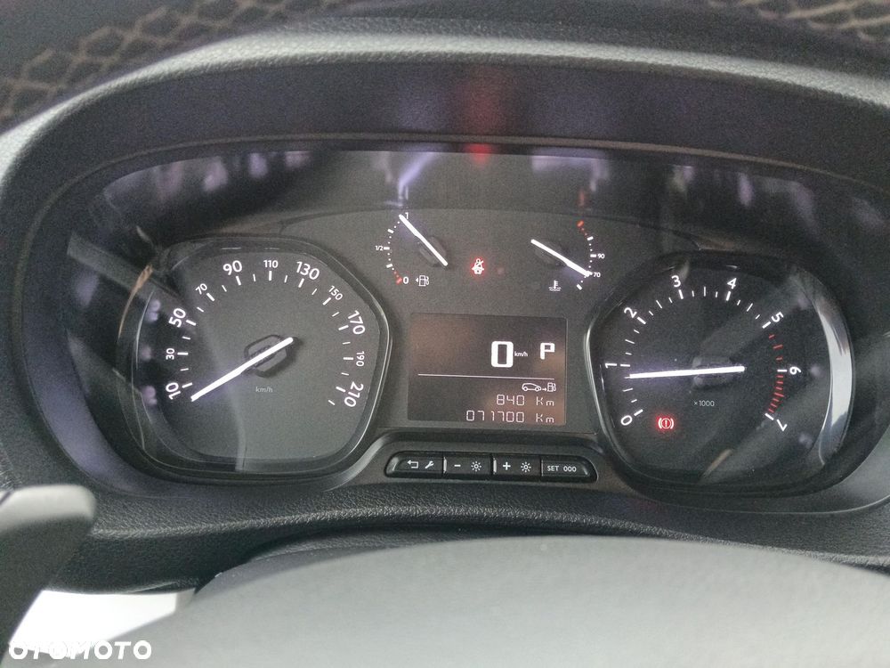 Toyota Proace Verso 2.0 D4-D Long Business - 19