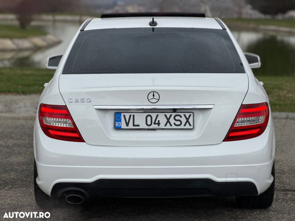 Mercedes-Benz C 250 7G-TRONIC Avantgarde Edition - 4