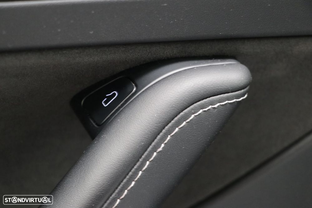Tesla Model 3 Long Range AWD Dual Motor Performance - 16