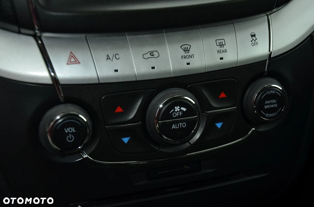 Fiat Freemont 2.0 Multijet Lounge - 26