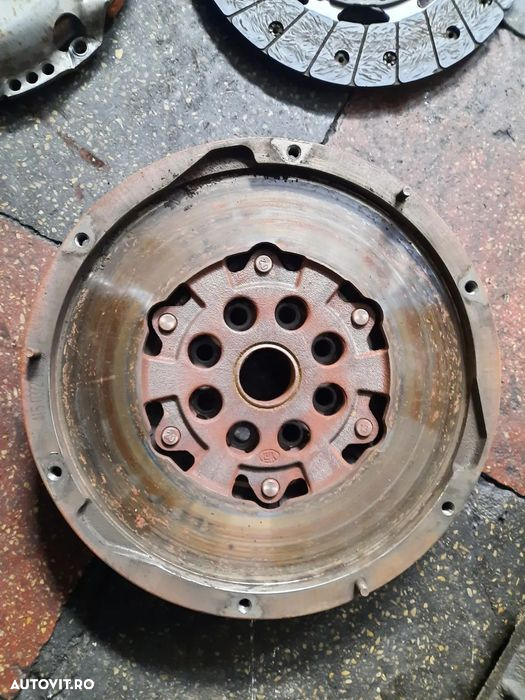 Kit ambreiaj masa dubla volanta placa si disc luk aproape nou peugeot - 3