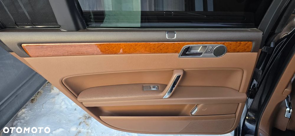 Volkswagen Phaeton 3.0 V6 TDI DPF 4MOTION langer Radstand (5 Sitzer) - 16