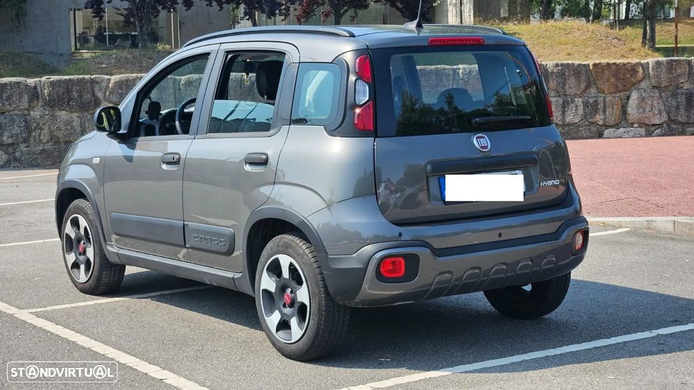 Fiat Panda 1.0 Hybrid City Cross - 2