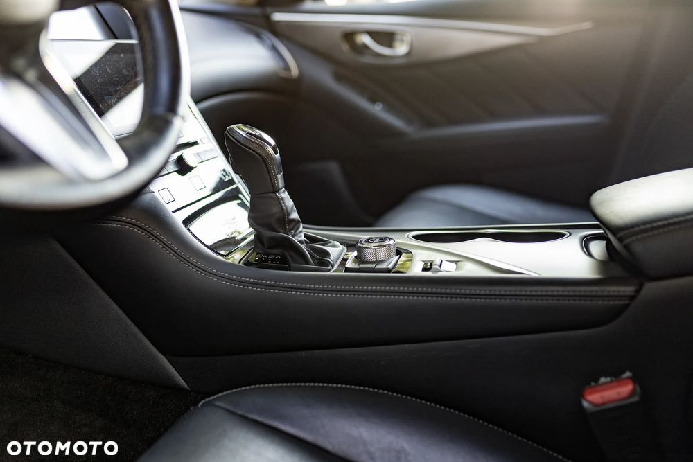 Infiniti Q50 2.0t Premium EU6 - 8