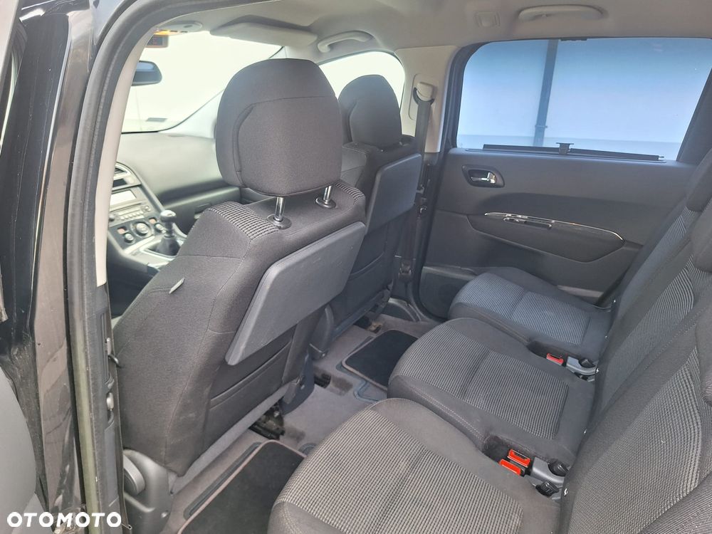 Peugeot 5008 155 THP Family - 25