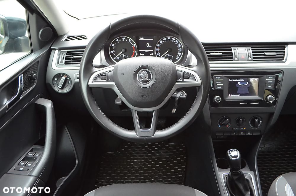 Skoda RAPID Spb 1.2 TSI Ambition - 11