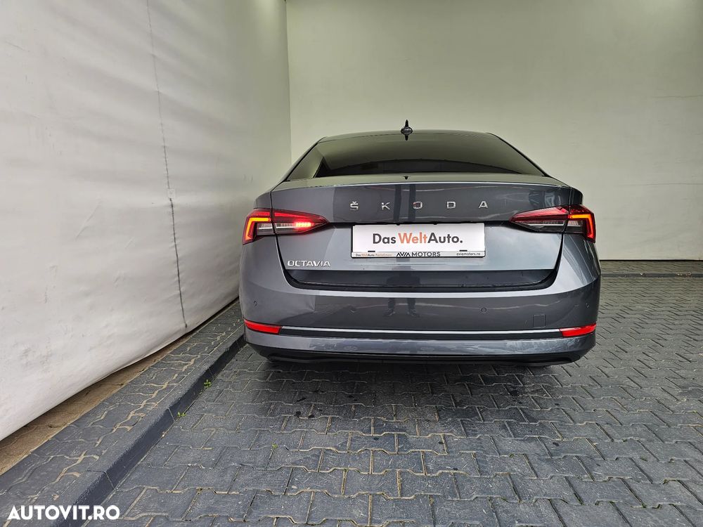 Skoda Octavia 2.0 TDI DSG Ambition - 23