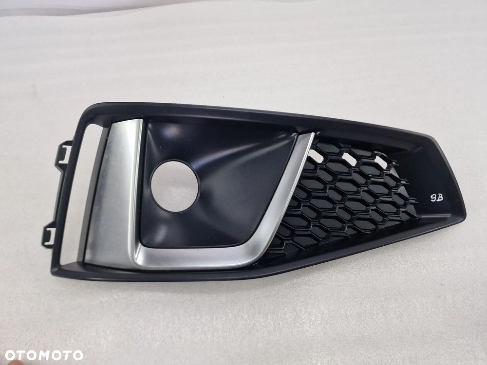 AUDI A4 / S4 B9 LIFT S-LINE COMPETITION 18- LEWA / PRAWA KRATKA BOCZNA ZDERZAKA PRZEDNIEGO PRZÓD , NR 8W0807681BA / 8W0807682BA , NR AUKCJI KB9 - 9