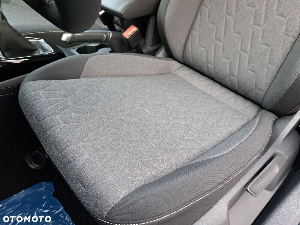 Volkswagen T-Cross - 12