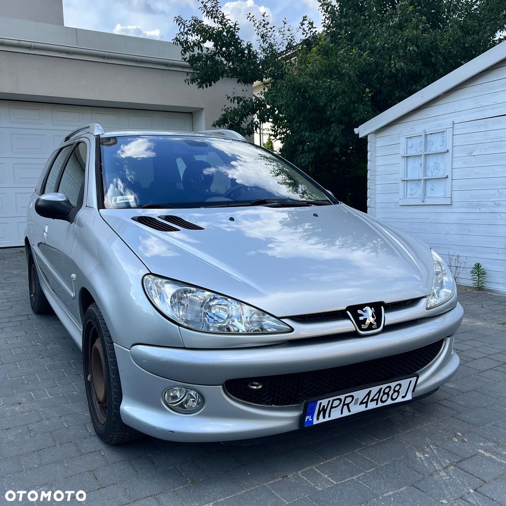 Peugeot 206 110 Quiksilver - 3