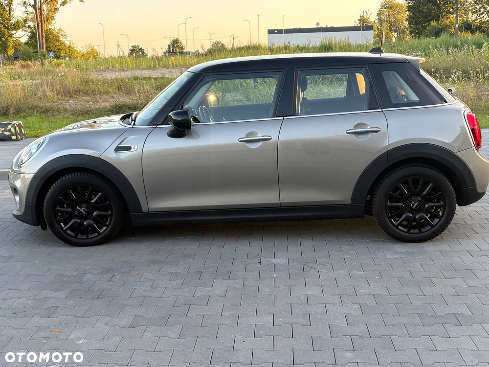 MINI Cooper Standard - 5