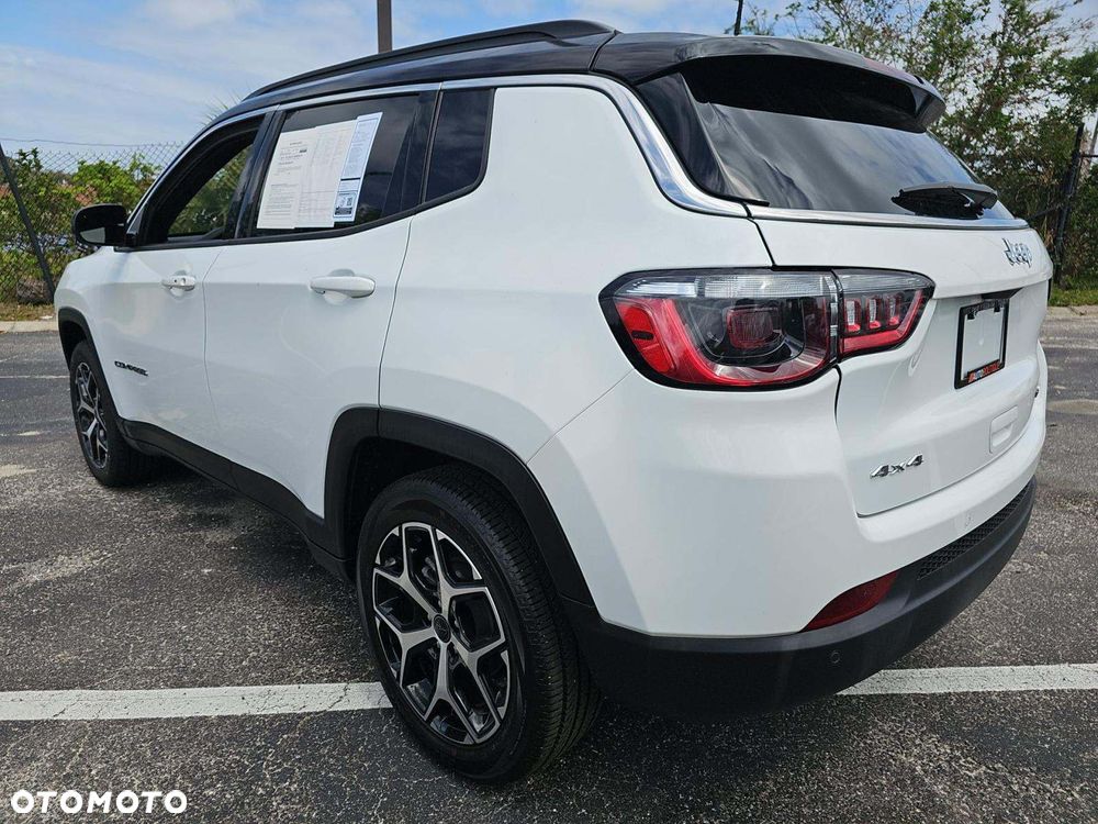 Jeep Compass - 3