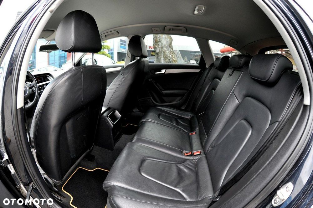 Audi A4 Allroad - 10