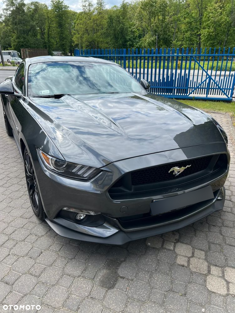 Ford Mustang 5.0 V8 GT - 27