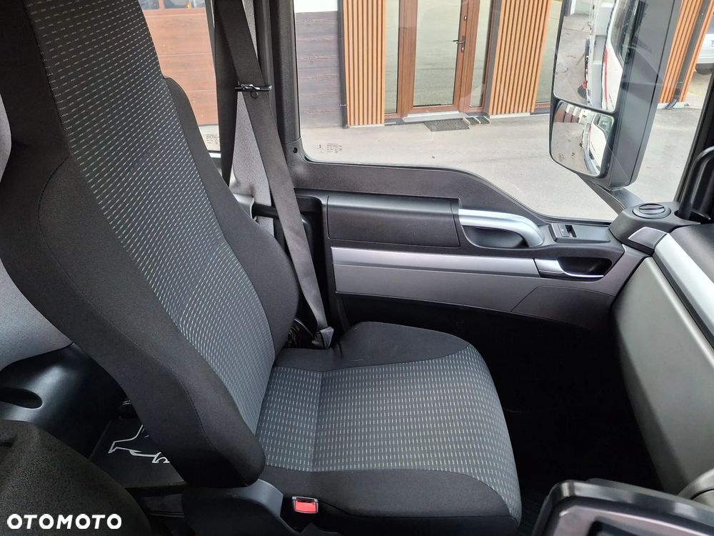 MAN TGS 18.320 Zamiatarka BUCHER OptiFant 8000 2 Silniki Euro 6 Karcher Listwy Wysokiego Ciśnienia Szczotki L/R EUnited PM10 Mycie Jezdni Ulicy Dodatkowy Zbiornik Wodny - 33