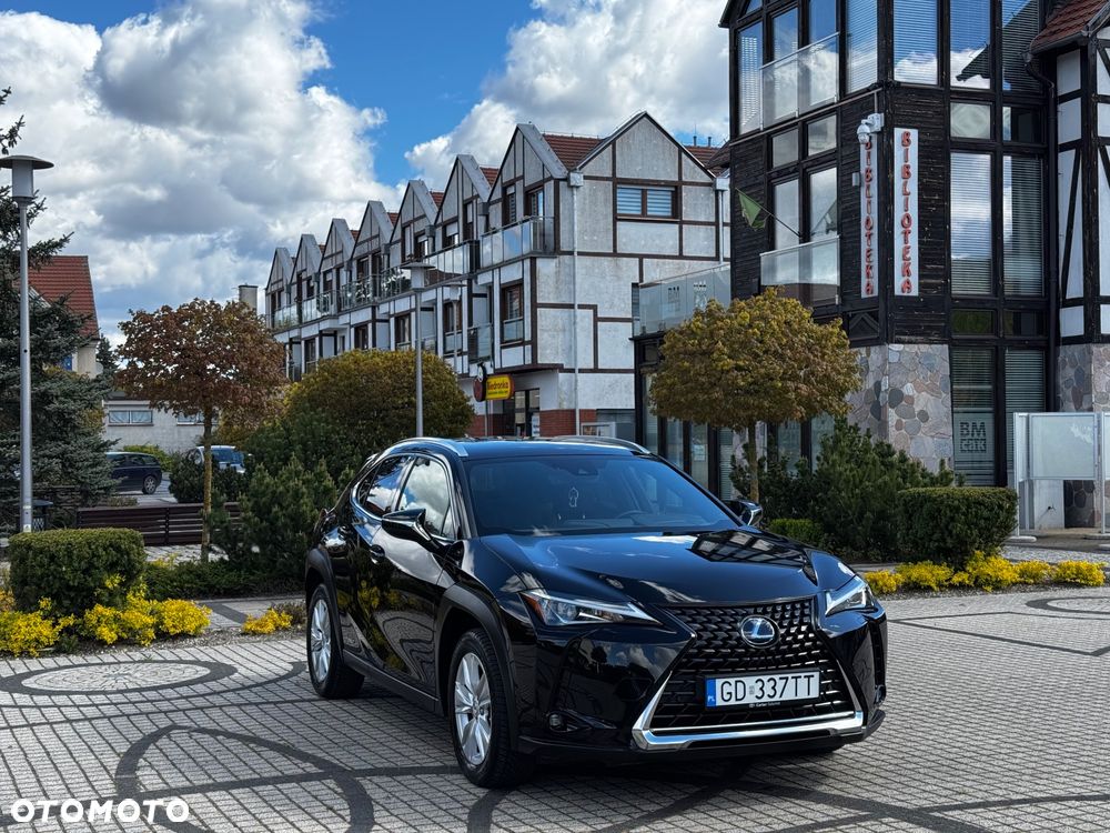 Lexus UX - 38