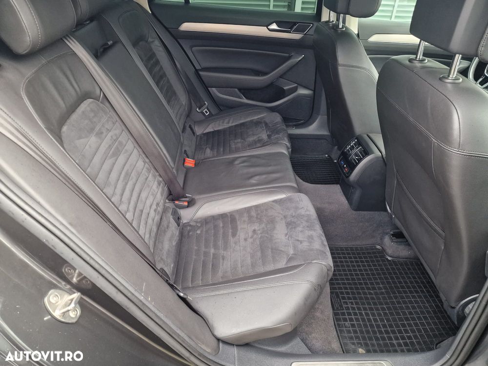 Volkswagen Passat 2.0 TDI DSG 4Motion Highline - 27