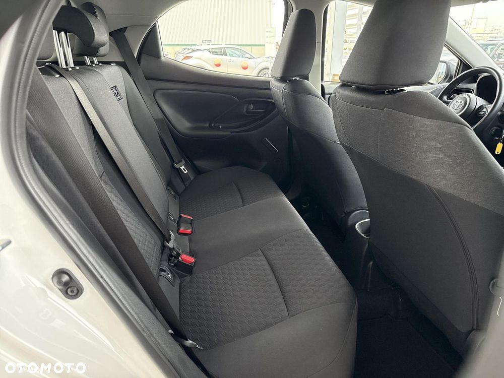 Toyota Yaris - 9