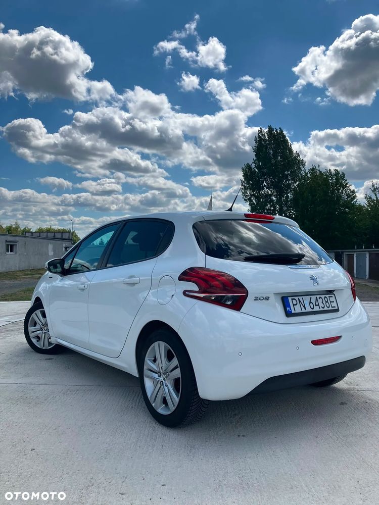Peugeot 208 1.2 PureTech GPF Signature S&S - 5