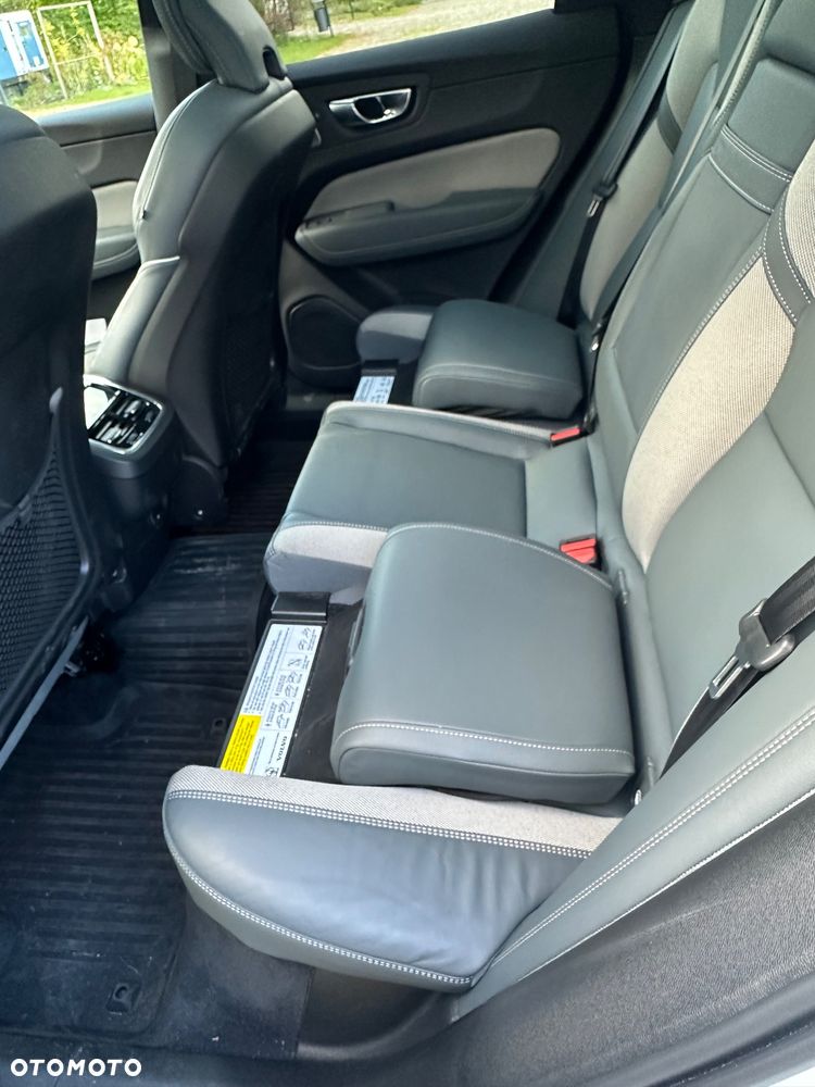 Volvo XC 60 B6 B AWD Geartronic RDesign - 15