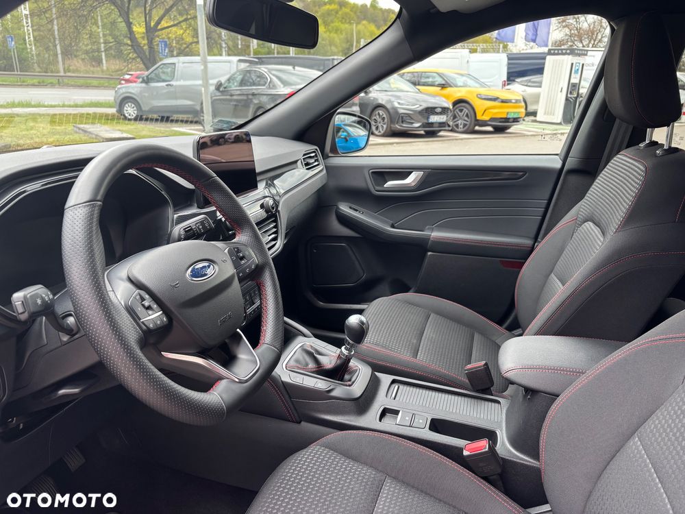 Ford Kuga 1.5 EcoBoost FWD ST-Line - 10
