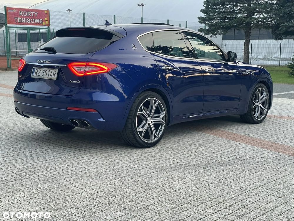 Maserati Levante S Q4 - 19