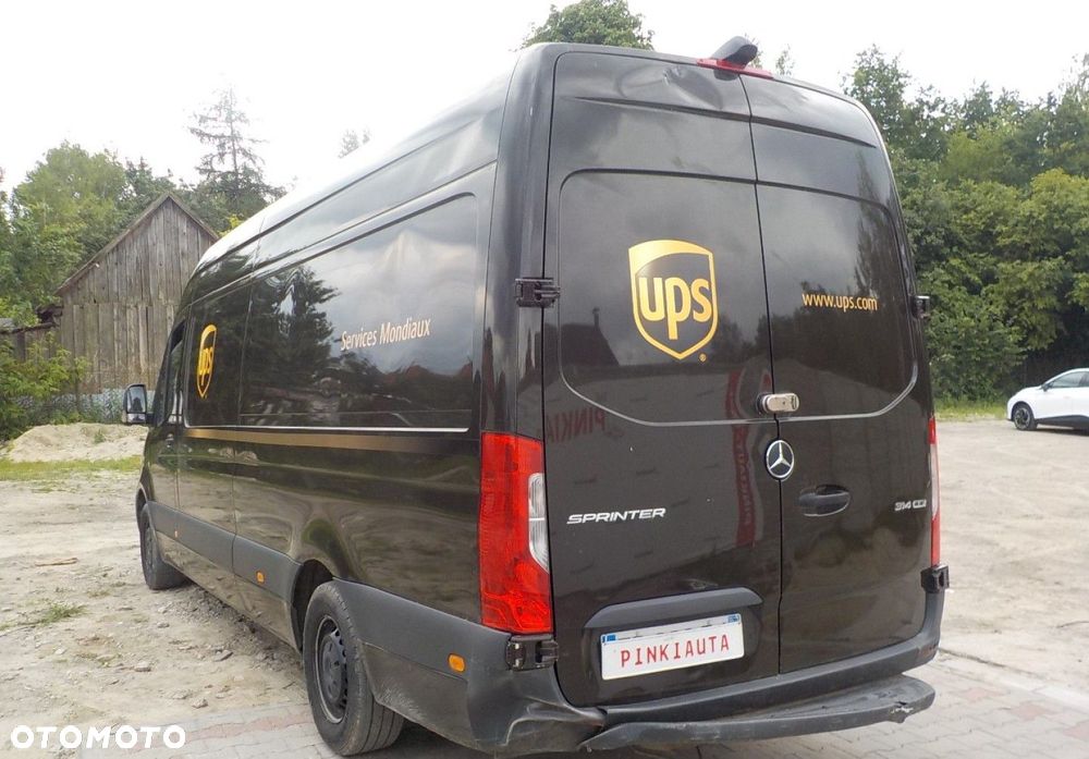 Mercedes-Benz Sprinter - 6