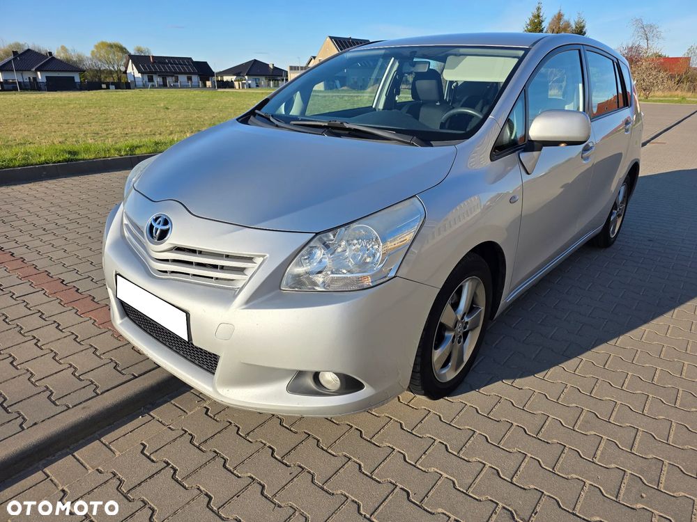 Toyota Verso 1.8 Multidrive Edition - 1