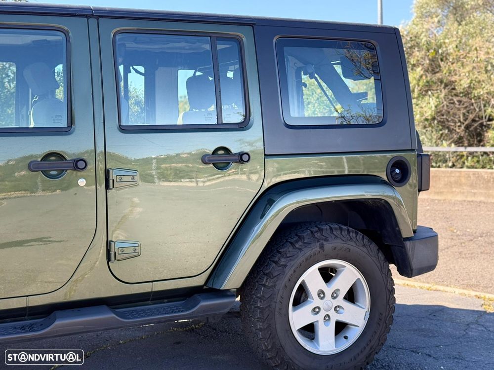 Jeep Wrangler Unlimited 2.8 CRD ATX Sahara - 6