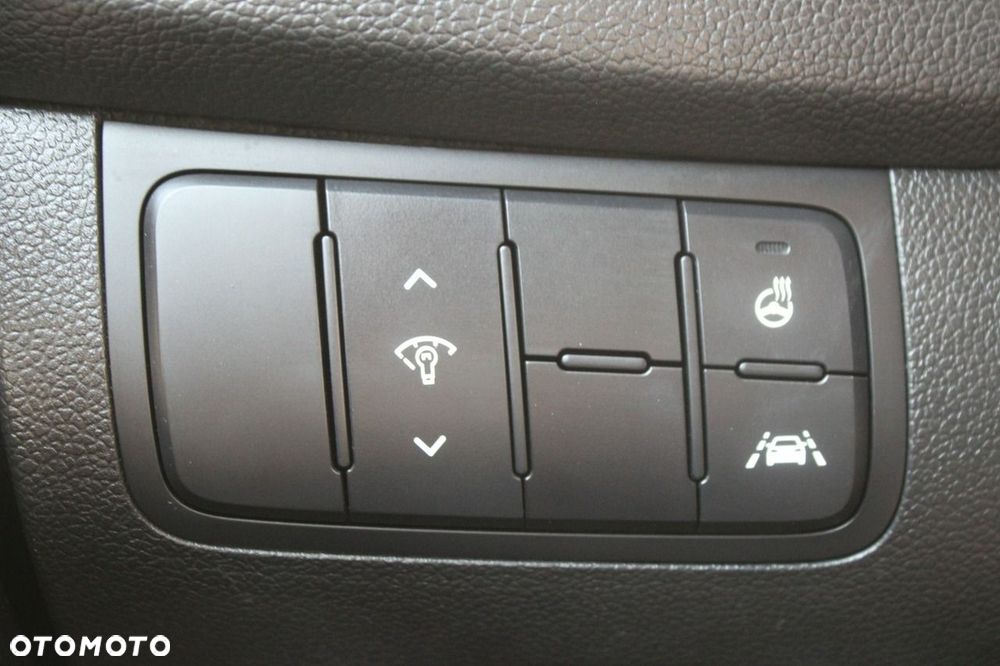 Kia Ceed 1.6 T-GDI GT XL - 30