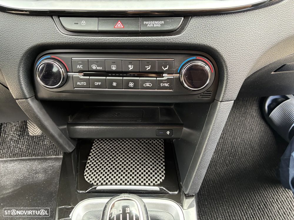 Kia XCeed 1.6 CRDi Tech - 22