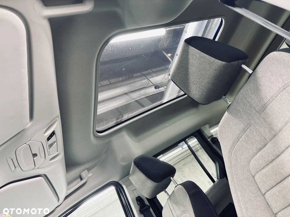 Ford Tourneo Connect 1.5 TDCi Titanium - 16