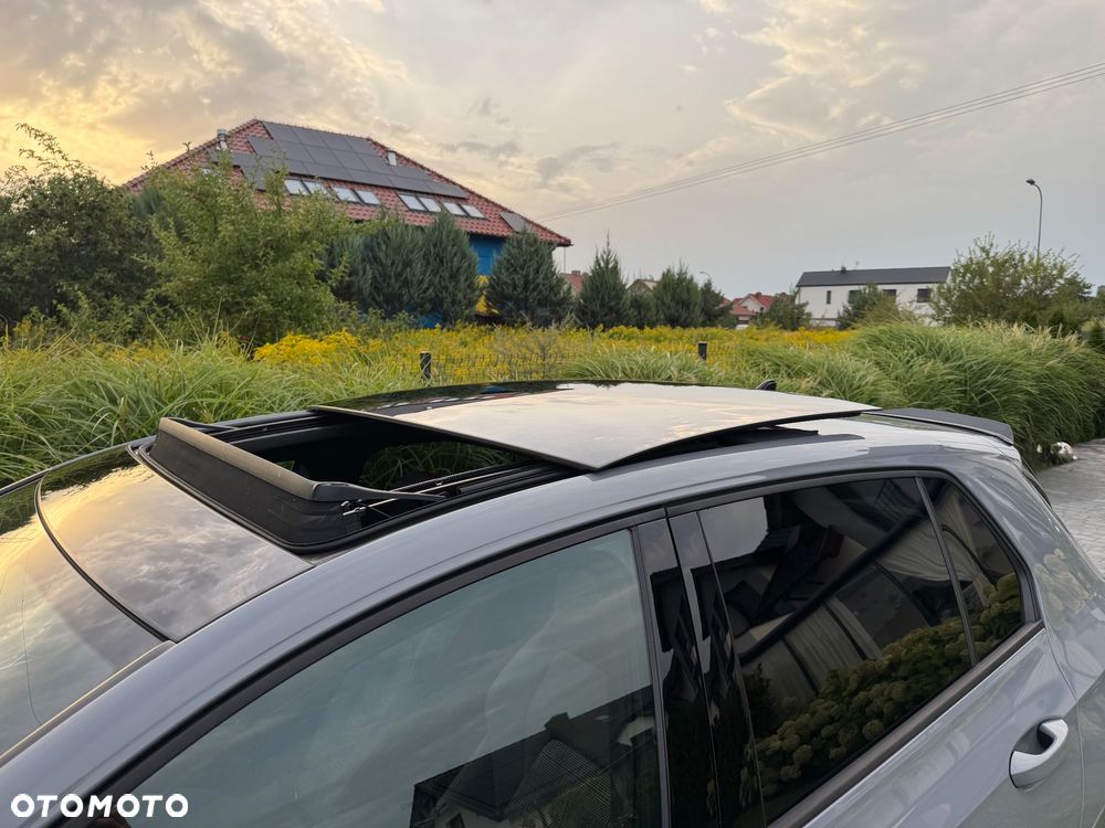 Volkswagen Golf - 11