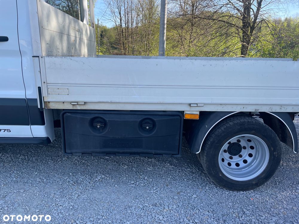Ford TRANSIT 2,2 TDCI 155 KM DOKA 7 OSOBOWA BLIŻNIAKI DO 3,5T - 4