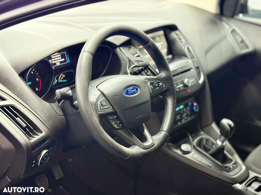 Ford Focus 1.5 TDCi Titanium - 5