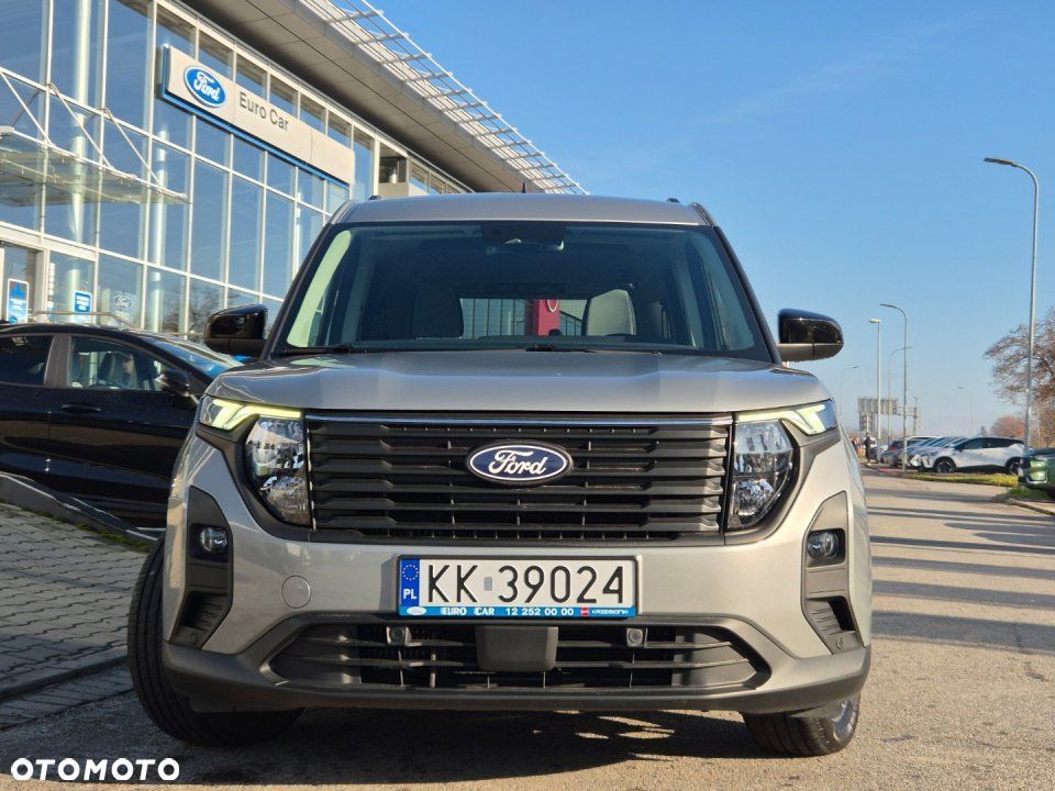 Ford Tourneo Courier - 9
