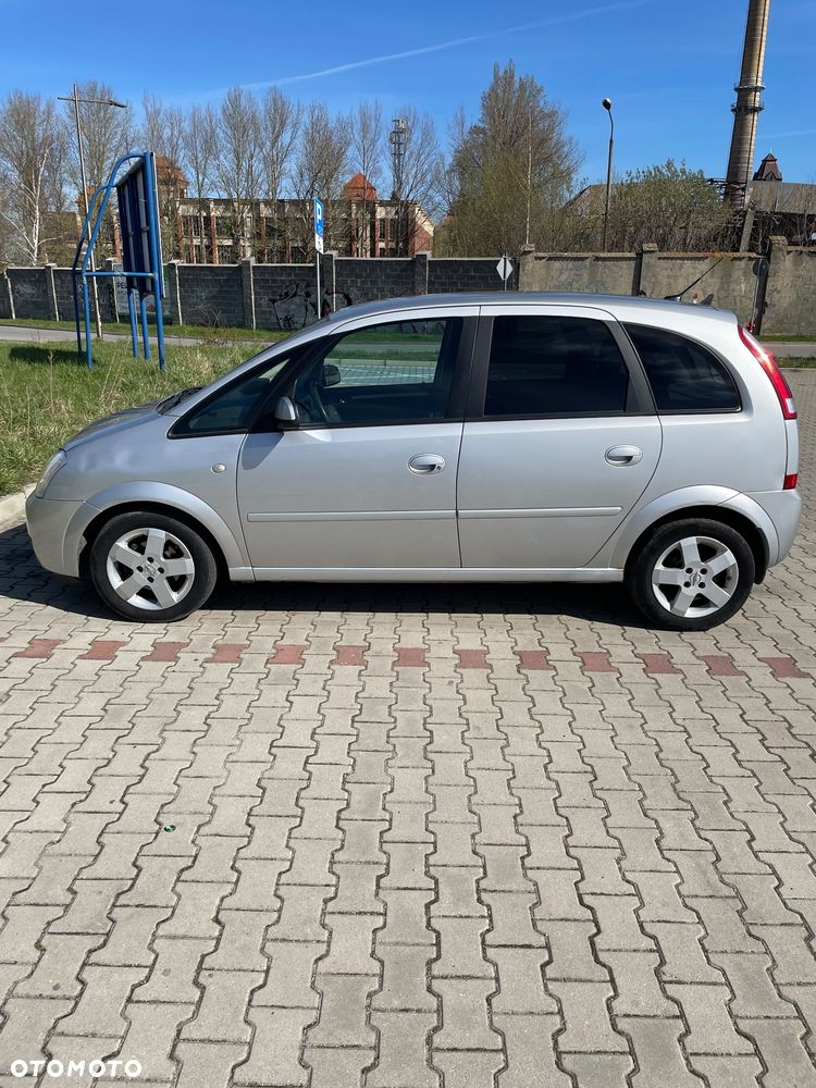 Opel Meriva 1.4 Cosmo - 9