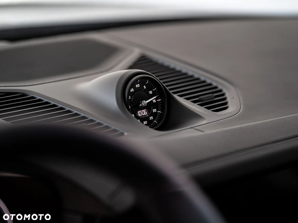 Porsche Cayenne - 15