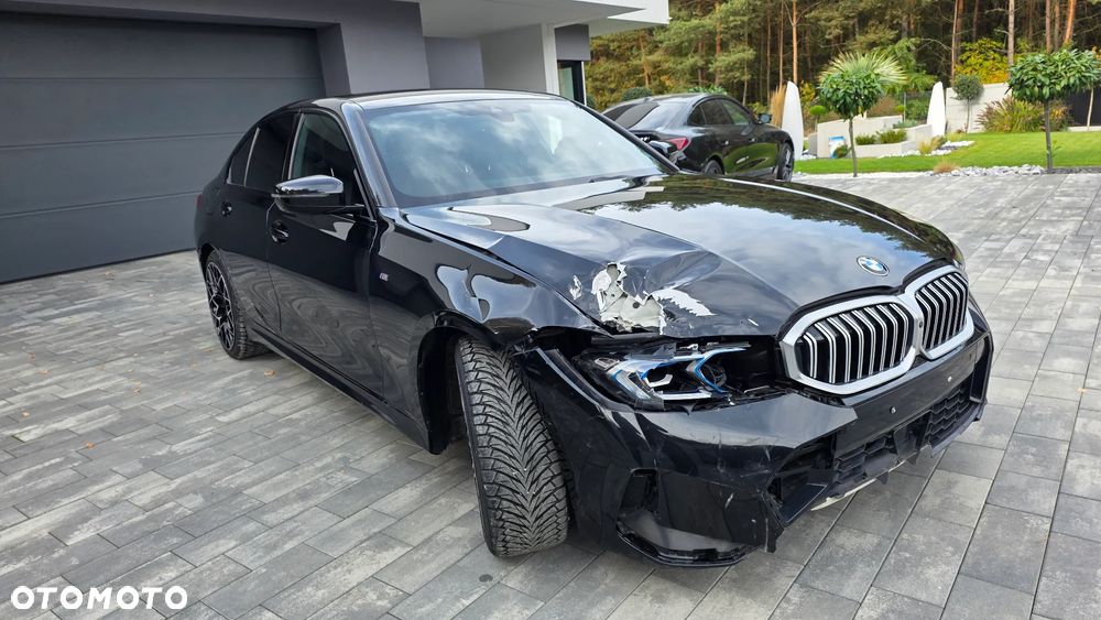BMW Seria 3 330i xDrive M Sport sport - 14