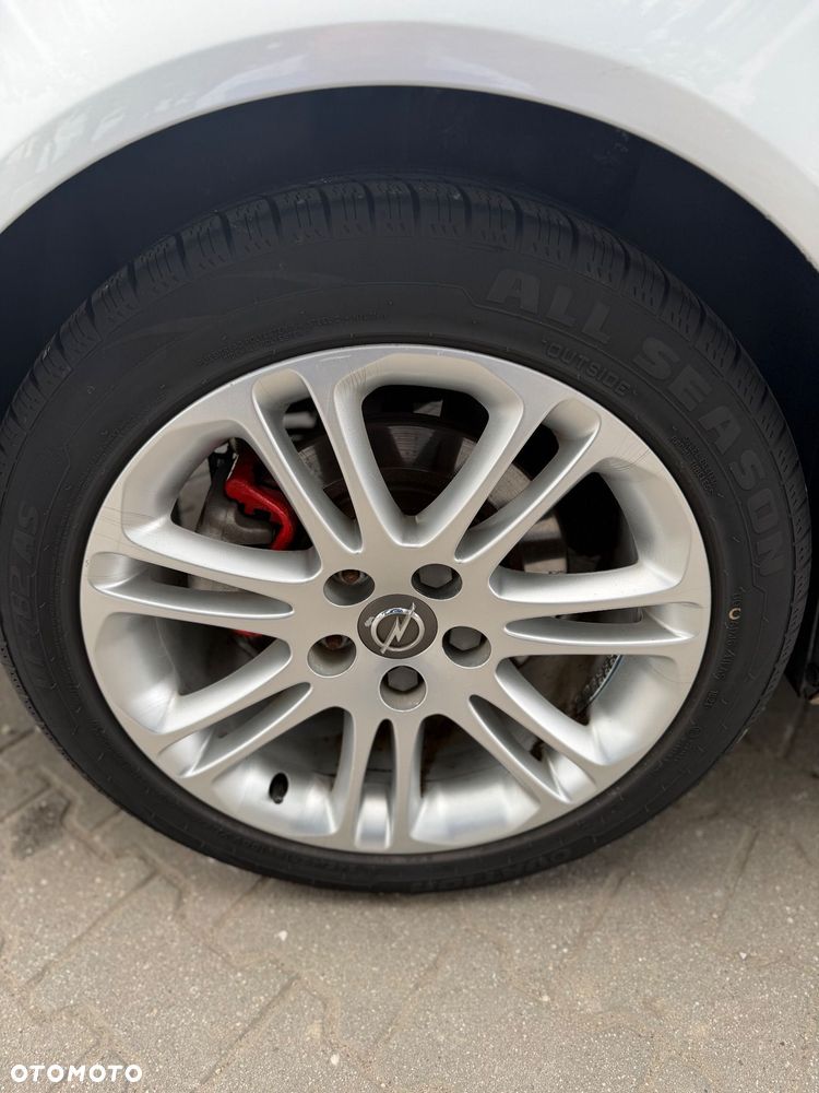 Opel Insignia 2.0 T Sport - 10