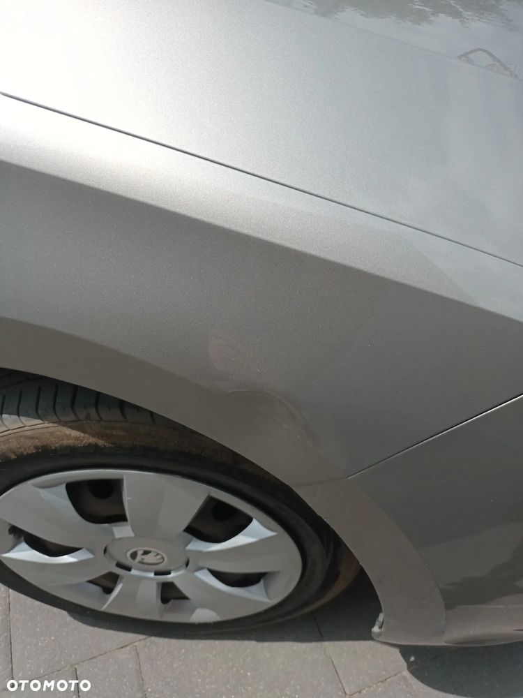 Skoda RAPID 1.2 TSI Active Max DSG - 16