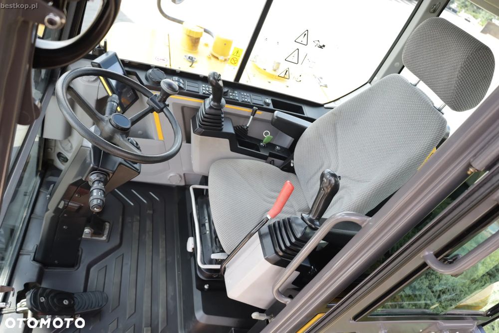 Volvo EW60E - 26