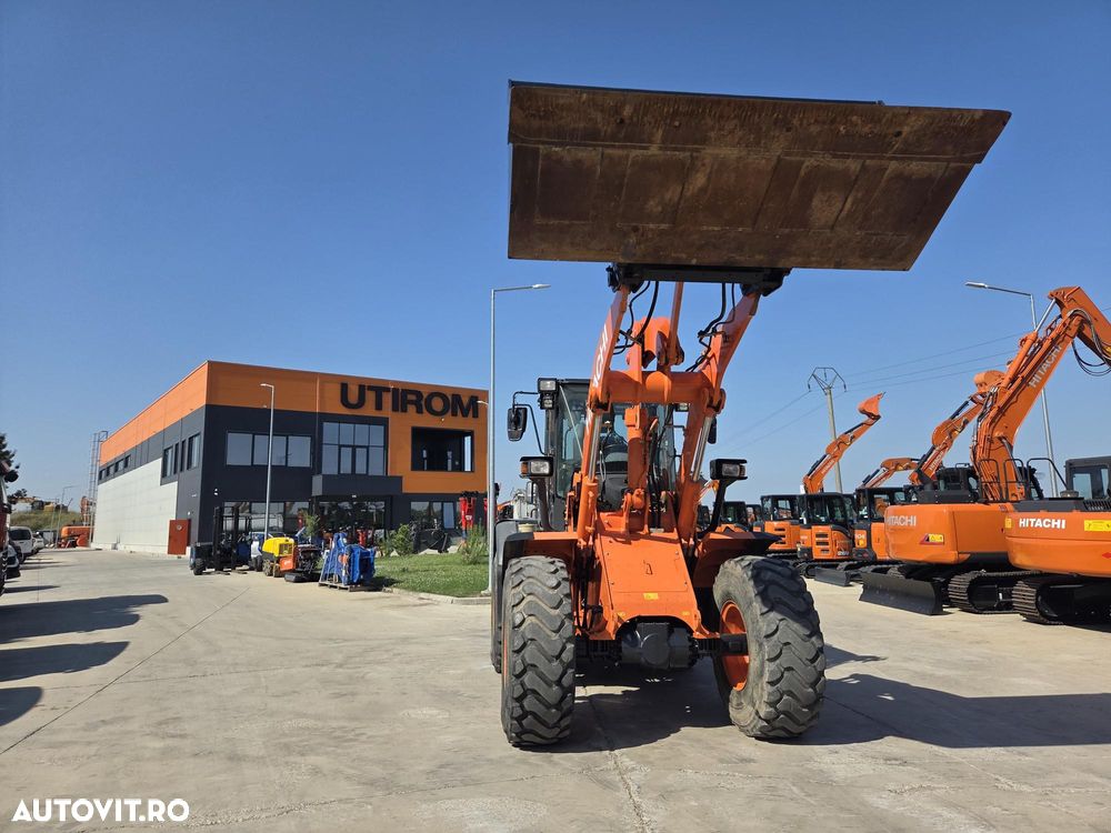 Hitachi ZW150-6, 2018, 5.304h, 21.348km, cupa 2,5mc, Masa 14 tone, cupla rapida, anv Michelin 80% ok, cantar, camera spate masalier, FULL OPTION, filtru suplimentar, Aer cond, rulat in Germania, posibilitate leasing, STARE FOARTE BUNA-PROMOTIE 69.900 EUR+Tva - 9