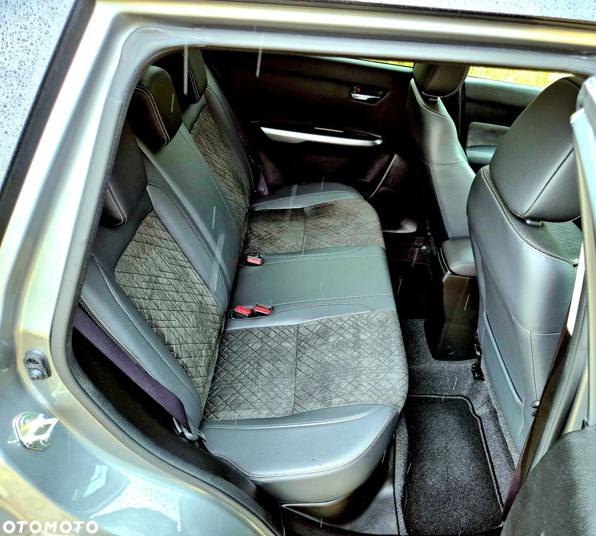 Suzuki Vitara 1.4 Boosterjet Hybrid Allgrip Comfort+ "SHINKAI" - 26