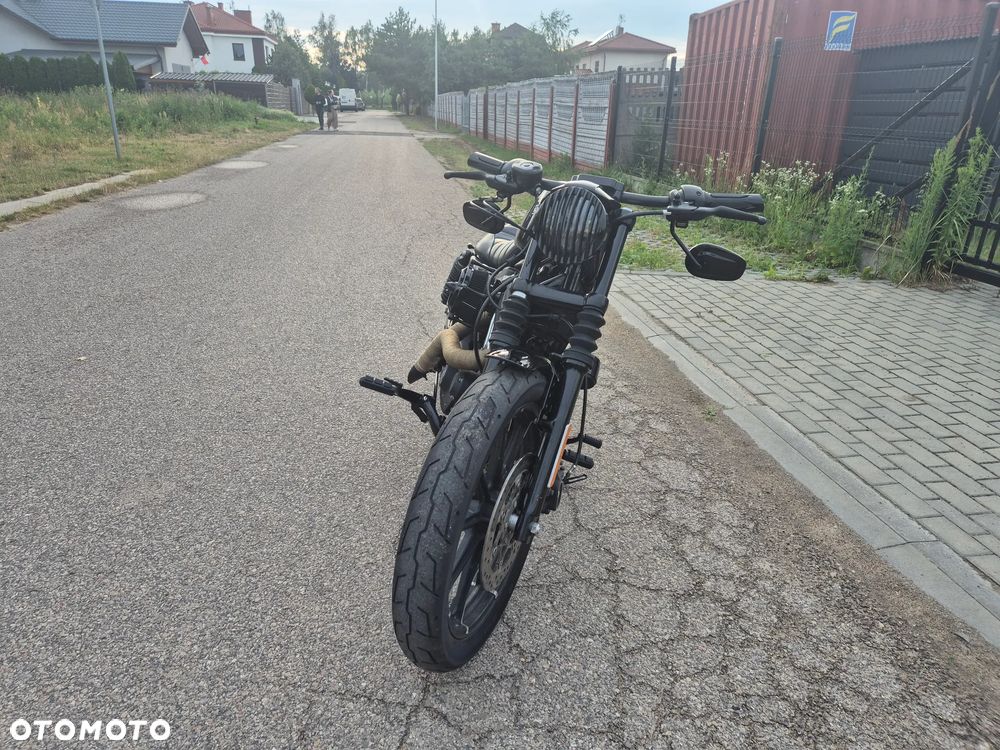 Harley-Davidson Sportster Iron 883 - 15