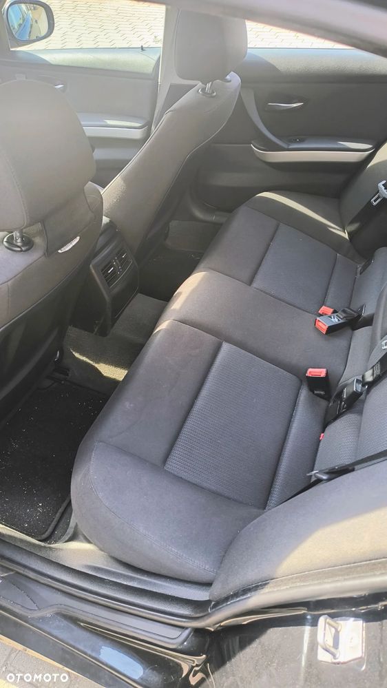 BMW Seria 3 318i - 10